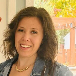 Meet your Posher, Amy jo